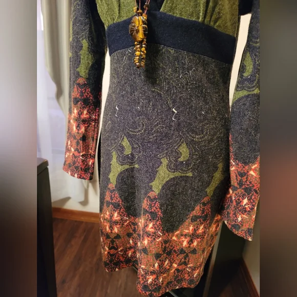 ARYEH ANTHROPOLOGIE - Sweater Dress - Women's Size M - Picture 3 of 13